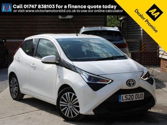 Toyota AYGO 1.0 VVT-i x-play AUTO 5 Dr