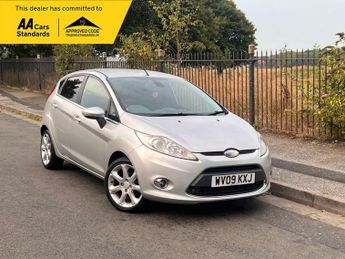 Ford Fiesta 1.4 Titanium Hatchback 5dr Petrol Manual (133 g/km, 94 bhp)
