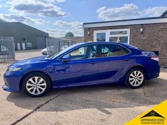 TOYOTA CAMRY 2.5 VVT-h Design Saloon 4dr Petrol Hybrid CVT Euro 6 (s/s) (218 