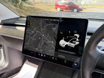 TESLA Model 3 (Dual Motor) Long Range Saloon 4dr Electric Auto 4WDE (346 ps)