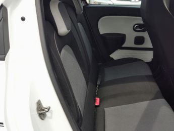 RENAULT TWINGO 1.0 SCe Dynamique Hatchback 5dr Petrol Manual Euro 6 (s/s) (70 p