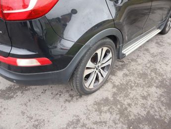 KIA SPORTAGE 1.7 CRDi EcoDynamics 3 SUV 5dr Diesel Manual 2WD Euro 5 (s/s) (1
