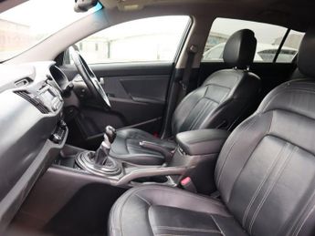 KIA SPORTAGE 1.7 CRDi EcoDynamics 3 SUV 5dr Diesel Manual 2WD Euro 5 (s/s) (1