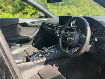 AUDI A4 AVANT 2.0 TFSI Black Edition Estate 5dr Petrol S Tronic Euro 6 (s/s) (