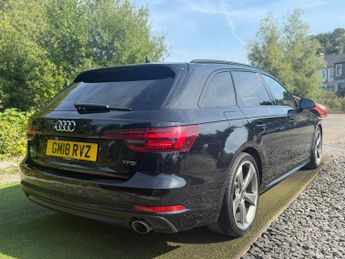 AUDI A4 AVANT 2.0 TFSI Black Edition Estate 5dr Petrol S Tronic Euro 6 (s/s) (