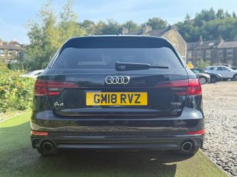 AUDI A4 AVANT 2.0 TFSI Black Edition Estate 5dr Petrol S Tronic Euro 6 (s/s) (