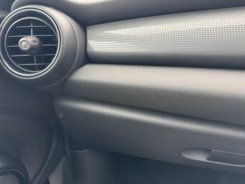MINI HATCH 1.5 Cooper Classic Hatchback 5dr Petrol Steptronic Euro 6 (s/s) 