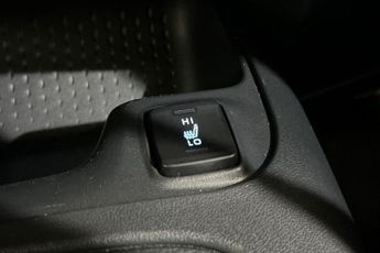 TOYOTA COROLLA 1.8 VVT-h GPF Icon Hatchback 5dr Petrol Hybrid CVT Euro 6 (s/s) 