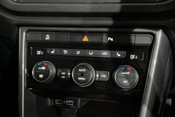 VOLKSWAGEN T-ROC 2.0 TSI GPF R-Line SUV 5dr Petrol DSG 4Motion Euro 6 (s/s) (190 