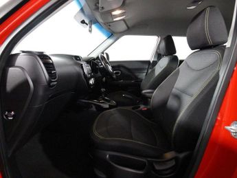 KIA SOUL 1.6 CRDi Connect SUV 5dr Diesel Auto Euro 5 (126 bhp)