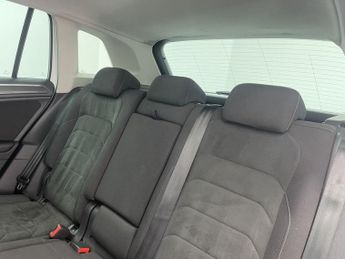 VOLKSWAGEN TIGUAN 2.0 BiTDI BlueMotion Tech SEL SUV 5dr Diesel DSG 4Motion Euro 6 