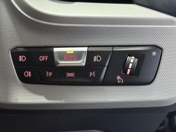 BMW 1 SERIES 2.0 118d SE (LCP) Hatchback 5dr Diesel Auto Euro 6 (s/s) (150 ps