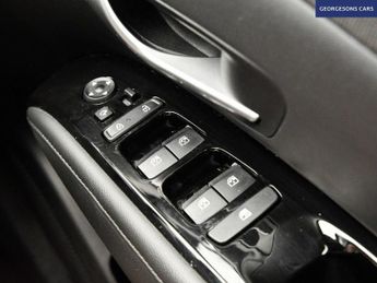HYUNDAI TUCSON 1.6 h T-GDi Premium SUV 5dr Petrol Hybrid Auto Euro 6 (s/s) (230