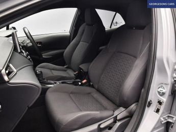 TOYOTA COROLLA 1.8 VVT-h GPF Icon Hatchback 5dr Petrol Hybrid CVT Euro 6 (s/s) 