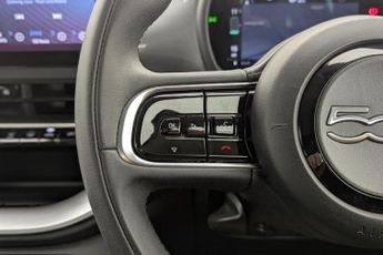 FIAT 500E 42kWh Icon Hatchback 3dr Electric Auto (118 ps)