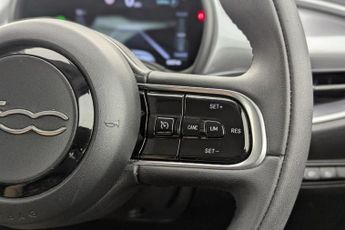 FIAT 500E 42kWh Icon Hatchback 3dr Electric Auto (118 ps)