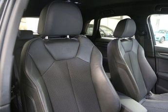 AUDI Q3 2.0 TFSI 40 S line SUV 5dr Petrol S Tronic quattro Euro 6 (s/s)