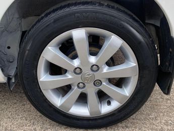 TOYOTA YARIS 1.33 Dual VVT-i T Spirit Hatchback 5dr Petrol MultiMode Euro 5 (