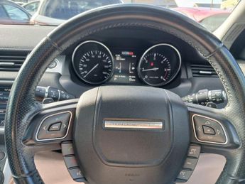 LAND ROVER RANGE ROVER EVOQUE 2.2 SD4 Dynamic Coupe 3dr Diesel Auto 4WD Euro 5 (s/s) (190 ps)