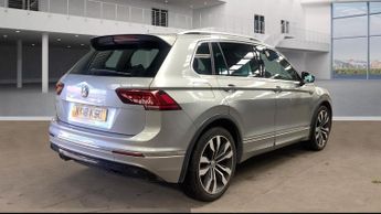 VOLKSWAGEN TIGUAN 2.0 TDI R-Line SUV 5dr Diesel DSG Euro 6 (s/s) (150 ps)
