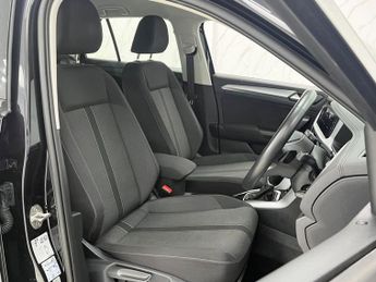 VOLKSWAGEN T-ROC 1.5 TSI Life SUV 5dr Petrol DSG Euro 6 (s/s) (150 ps)