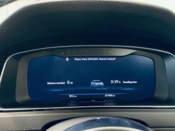 VOLKSWAGEN GOLF 1.4 TSI 8.7kWh GTE Advance Hatchback 5dr Petrol Plug-in Hybrid D