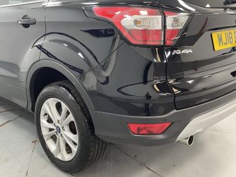 FORD KUGA 1.5 TDCi Titanium SUV 5dr Diesel Manual Euro 6 (s/s) (120 ps) - 
