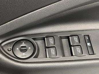 FORD KUGA 1.5 TDCi Titanium SUV 5dr Diesel Manual Euro 6 (s/s) (120 ps) - 