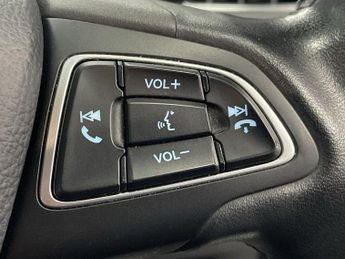 FORD KUGA 1.5 TDCi Titanium SUV 5dr Diesel Manual Euro 6 (s/s) (120 ps) - 