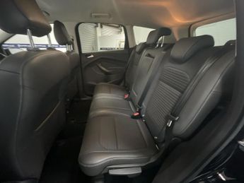 FORD KUGA 1.5 TDCi Titanium SUV 5dr Diesel Manual Euro 6 (s/s) (120 ps) - 