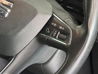 SEAT LEON 1.6 TDI SE Dynamic Technology ST 5dr Diesel DSG Euro 6 (s/s) (11