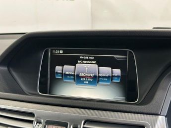 MERCEDES-BENZ E-CLASS 3.0 E350 V6 BlueTEC AMG Night Edition (Premium Plus) Saloon 4dr 