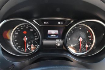 MERCEDES-BENZ GLA220 2.1 GLA220d AMG Line SUV 5dr Diesel 7G-DCT 4MATIC Euro 6 (s/s) (