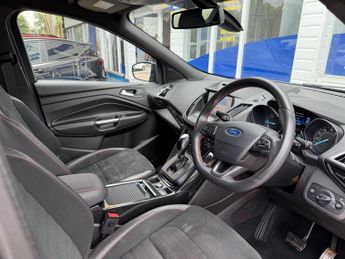 FORD KUGA 2.0 TDCi ST-Line SUV 5dr Diesel Powershift Euro 6 (120 ps)