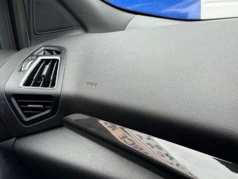 FORD KUGA 2.0 TDCi ST-Line SUV 5dr Diesel Powershift Euro 6 (120 ps)