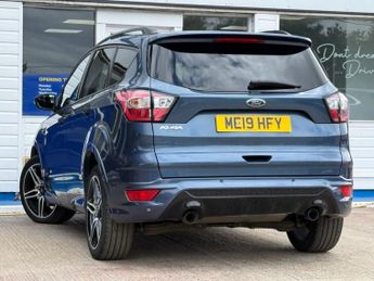 FORD KUGA 2.0 TDCi ST-Line SUV 5dr Diesel Powershift Euro 6 (120 ps)