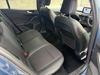 FORD FOCUS 1.5 EcoBlue ST-Line X Hatchback 5dr Diesel Auto-2 FORMER KEEPERS
