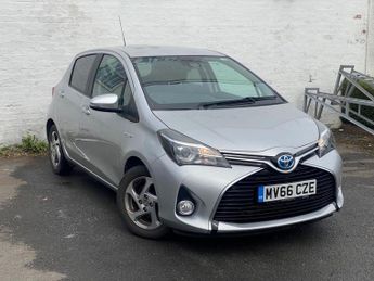 Toyota Yaris 1.5 VVT-h Icon Hatchback 5dr Petrol Hybrid E-CVT Euro 6 (Safety 