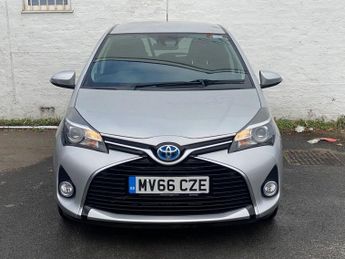TOYOTA YARIS 1.5 VVT-h Icon Hatchback 5dr Petrol Hybrid E-CVT Euro 6 (Safety 