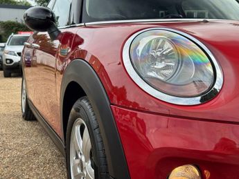 MINI HATCH 1.5 Cooper Hatchback 5dr Petrol Auto Euro 6 (s/s) (136 ps)