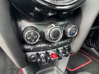 MINI HATCH 1.5 Cooper Hatchback 5dr Petrol Auto Euro 6 (s/s) (136 ps)