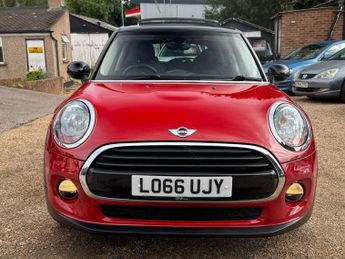 MINI HATCH 1.5 Cooper Hatchback 5dr Petrol Auto Euro 6 (s/s) (136 ps)