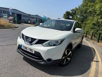 Nissan Qashqai 1.2 DIG-T N-Connecta SUV 5dr Petrol XTRON 2WD Euro 6 (s/s) (115 