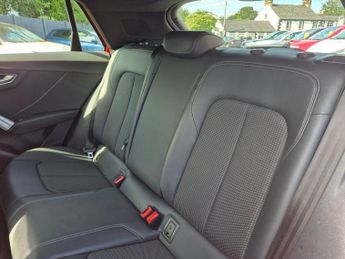 AUDI Q2 2.0 TDI 35 S line SUV 5dr Diesel S Tronic quattro Euro 6 (s/s) (