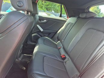 AUDI Q2 2.0 TDI 35 S line SUV 5dr Diesel S Tronic quattro Euro 6 (s/s) (