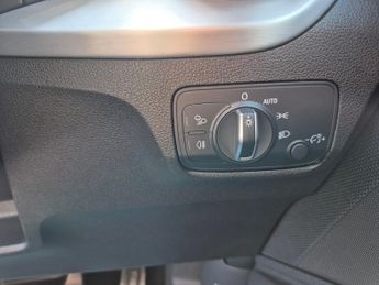 AUDI Q2 2.0 TDI 35 S line SUV 5dr Diesel S Tronic quattro Euro 6 (s/s) (