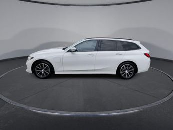 BMW 3 SERIES 2.0 330e 12kWh Sport Touring 5dr Petrol Plug-in Hybrid Auto Euro
