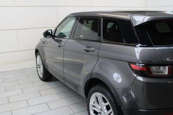 LAND ROVER RANGE ROVER EVOQUE 2.0 TD4 SE Tech SUV 5dr Diesel Auto 4WD Euro 6 (s/s) (180 ps)