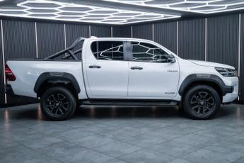 TOYOTA HI-LUX 2.8 D-4D Invincible X Pickup Double Cab 4dr Diesel Auto 4WD Euro