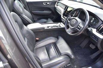 VOLVO XC60 2.0h T8 Twin Engine Recharge 11.6kWh Inscription Pro SUV 5dr Pet